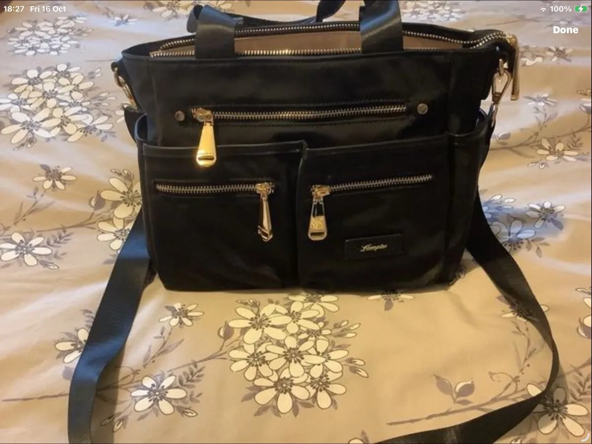 Black multi pocket bag - Image 1