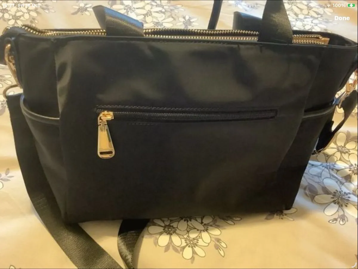 Black multi pocket bag - Image 2