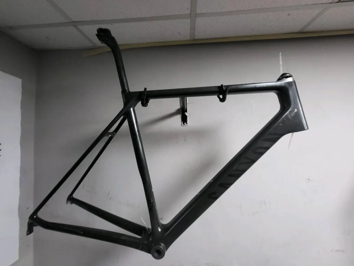 Canyon Ultimate CF SL Carbon Road Bike Frame - Image 2