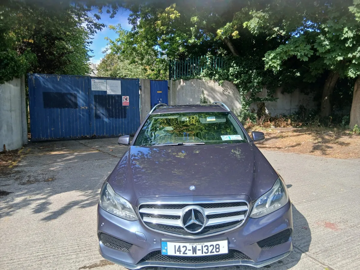 142 MERCEDES E300 2.1 DIESEL HYBRID AUTOMATIC - Image 2