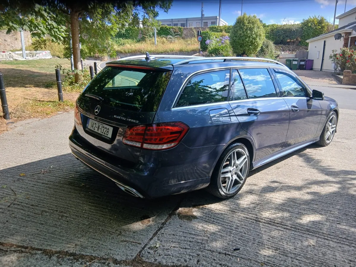 142 MERCEDES E300 2.1 DIESEL HYBRID AUTOMATIC - Image 4