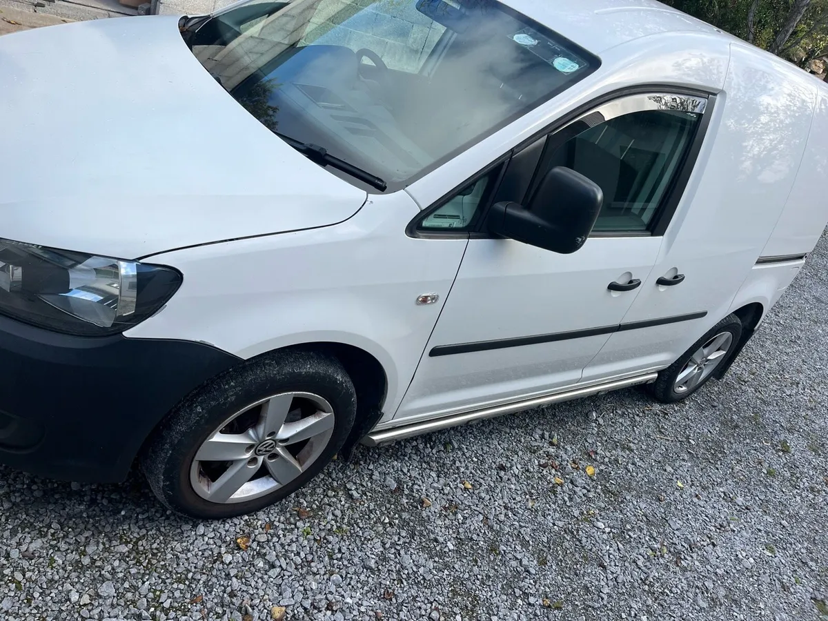 Volkswagen Caddy - Image 2