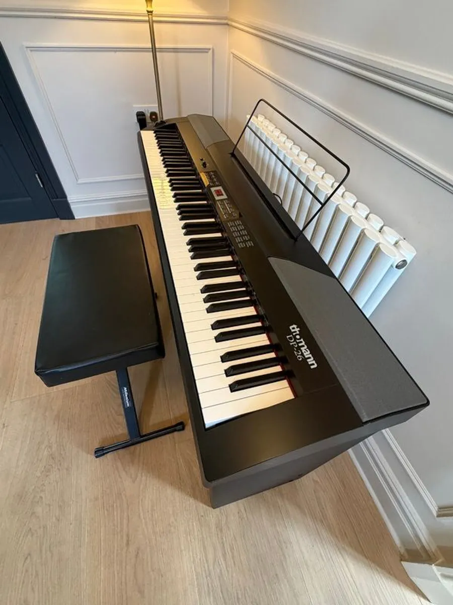 Thomann digital piano, stand and stool. Excellent condition - Image 2