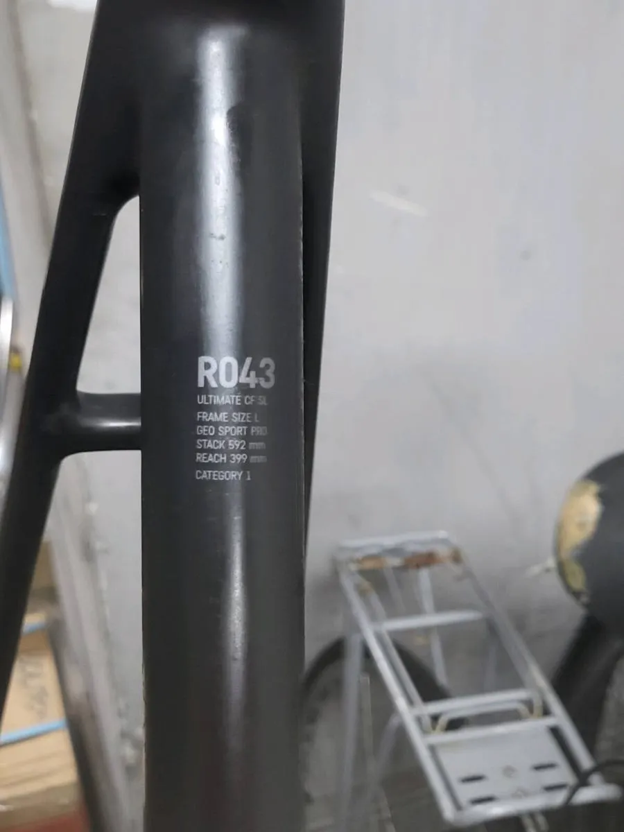 Canyon Ultimate CF SL Carbon Road Bike Frame - Image 4