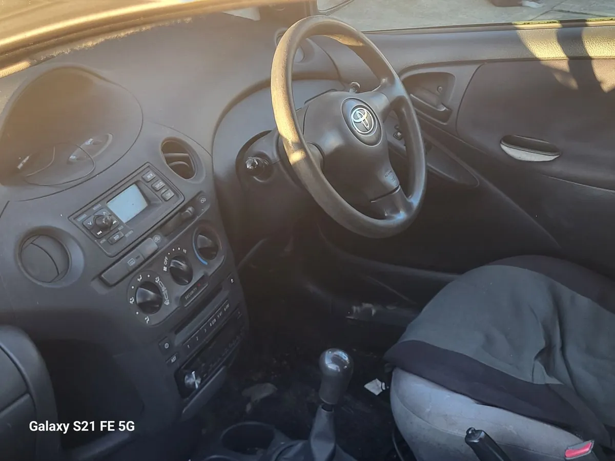 Toyota Yaris Van 2006 - Image 3