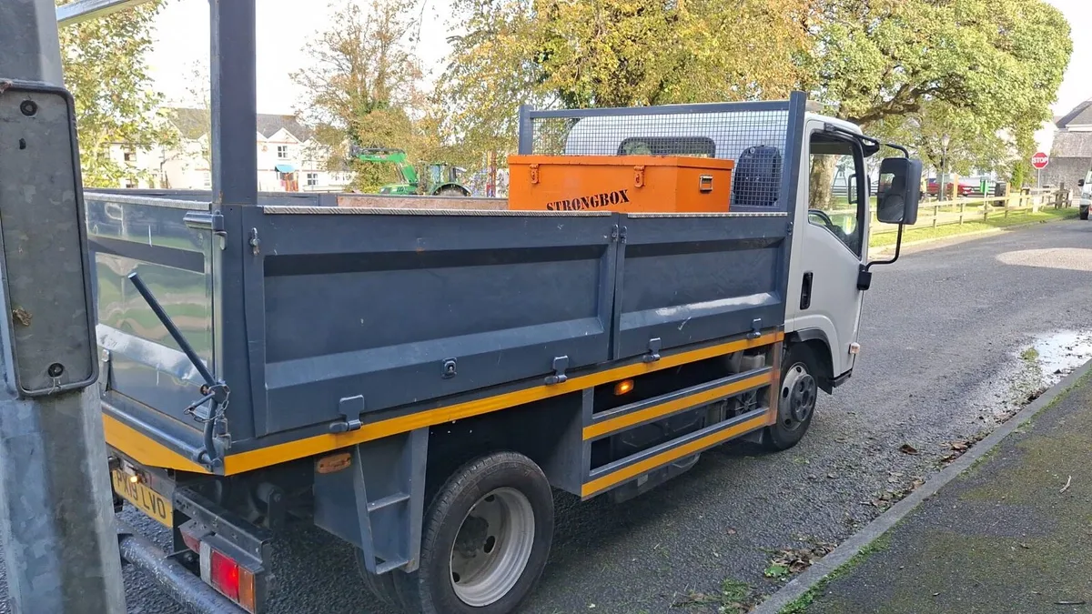 2019 Isuzu grafter uk reg - Image 4
