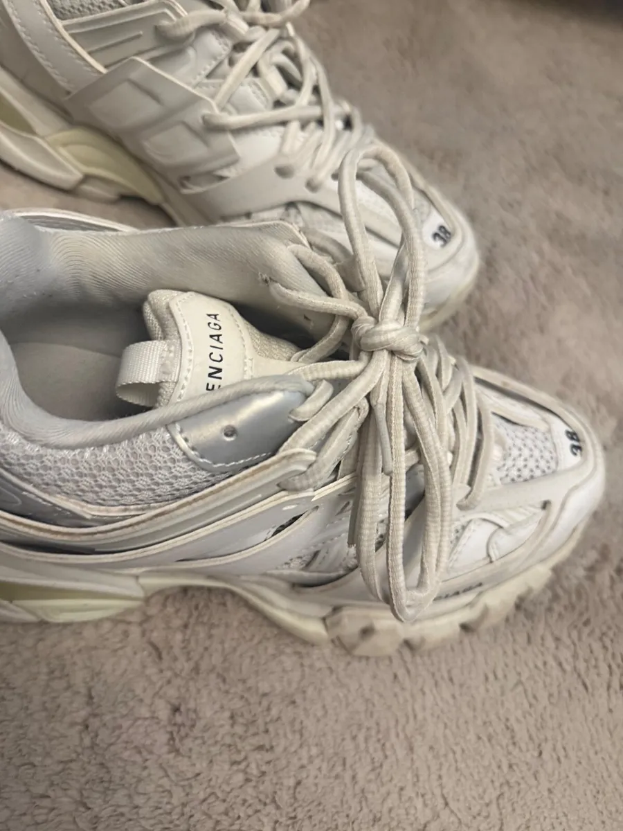 Shoes - Image 2