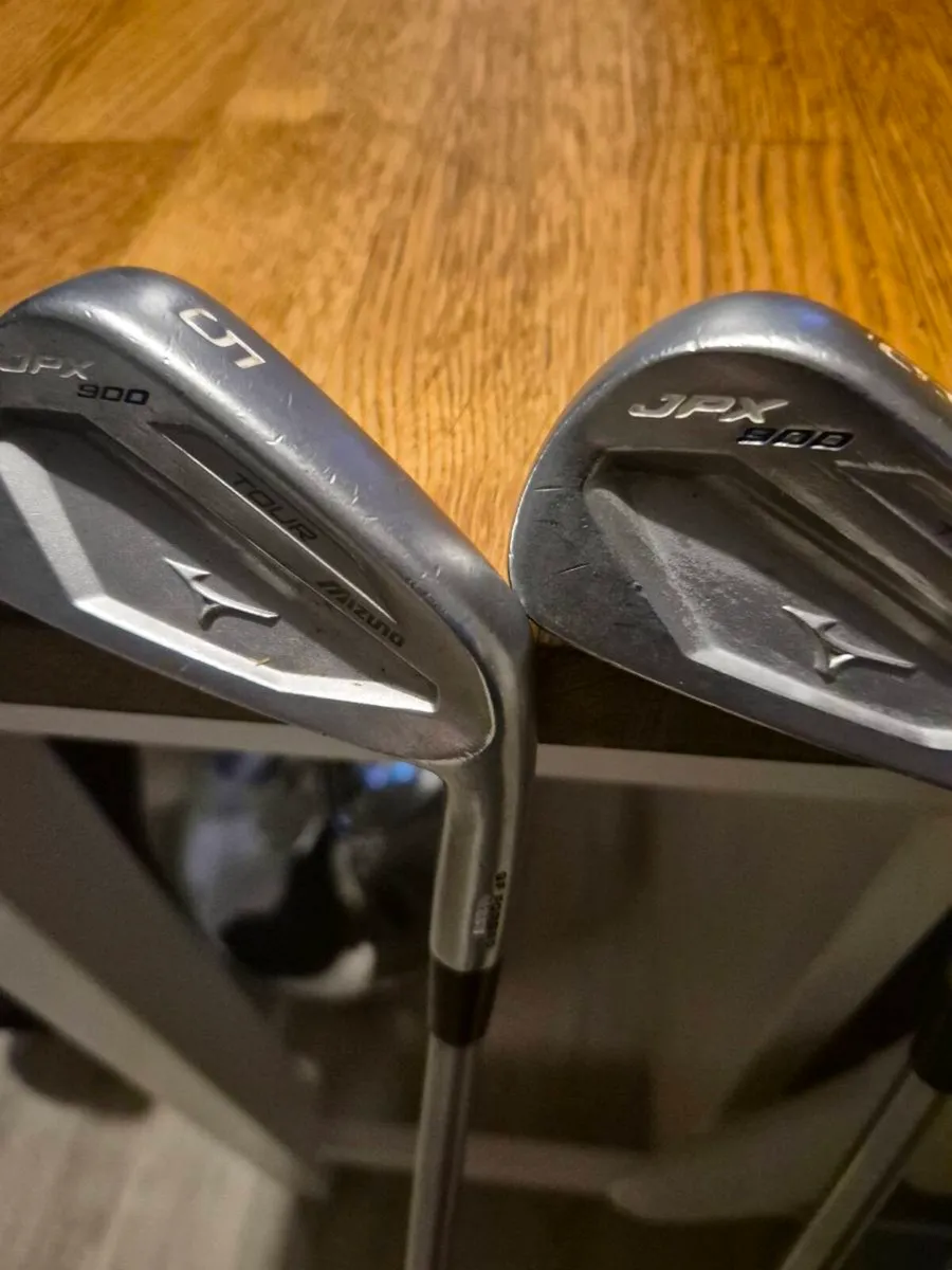 Mizuno jpx tour 900 irons - Image 4