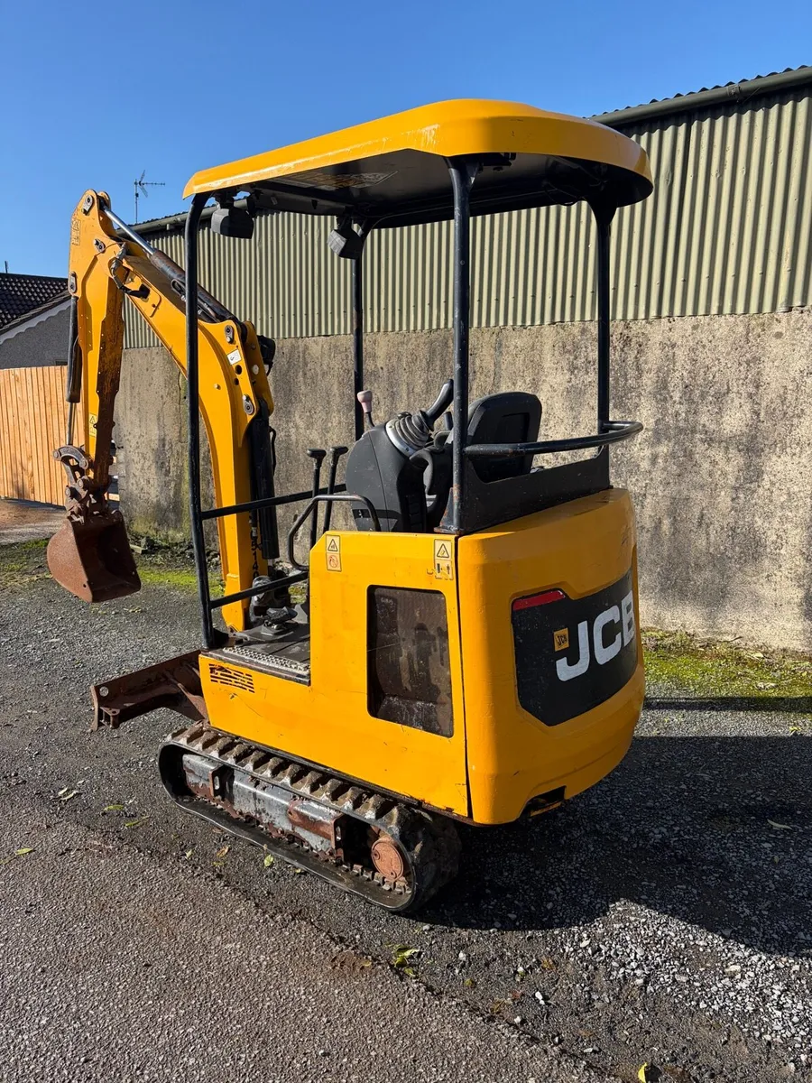 Jcb 015  1.5 ton - Image 1