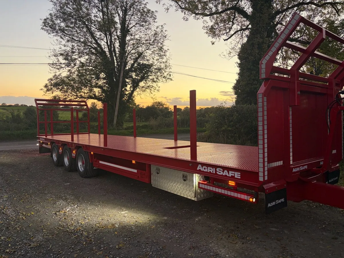 Agri safe 36 ft flat trailer - Image 2