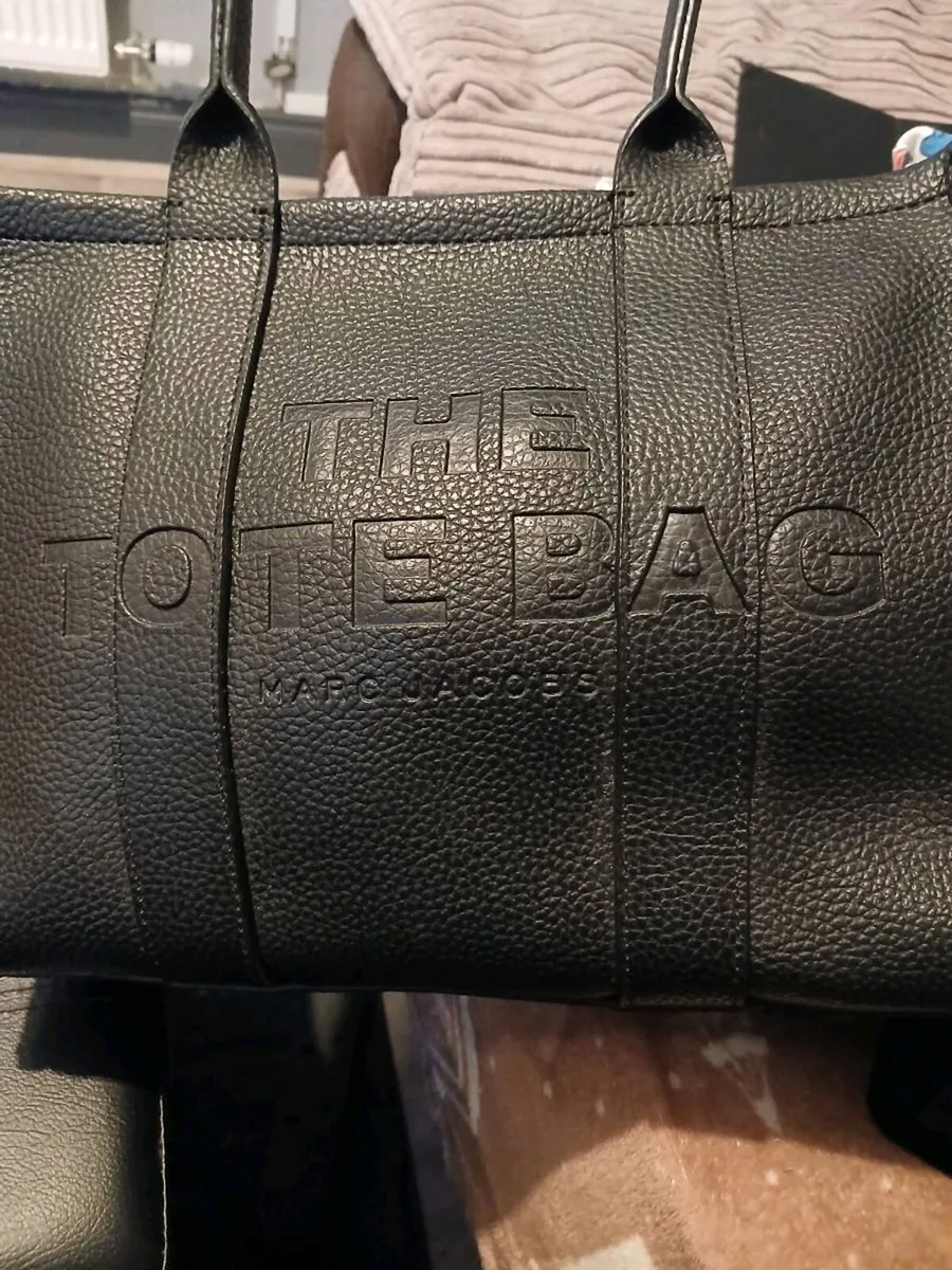 Real Authentic Marc Jacobs the tote black bag - Image 4