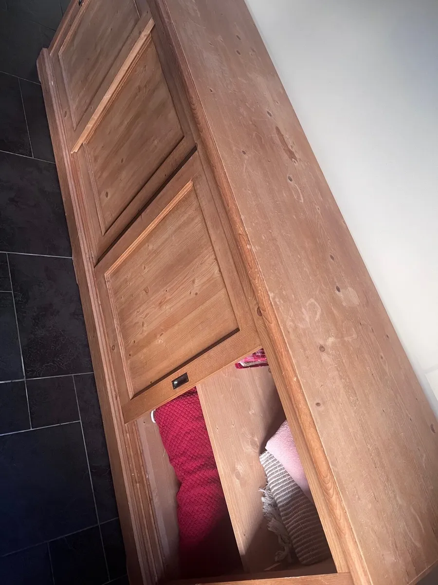 Pine wood Cabinet - Image 4