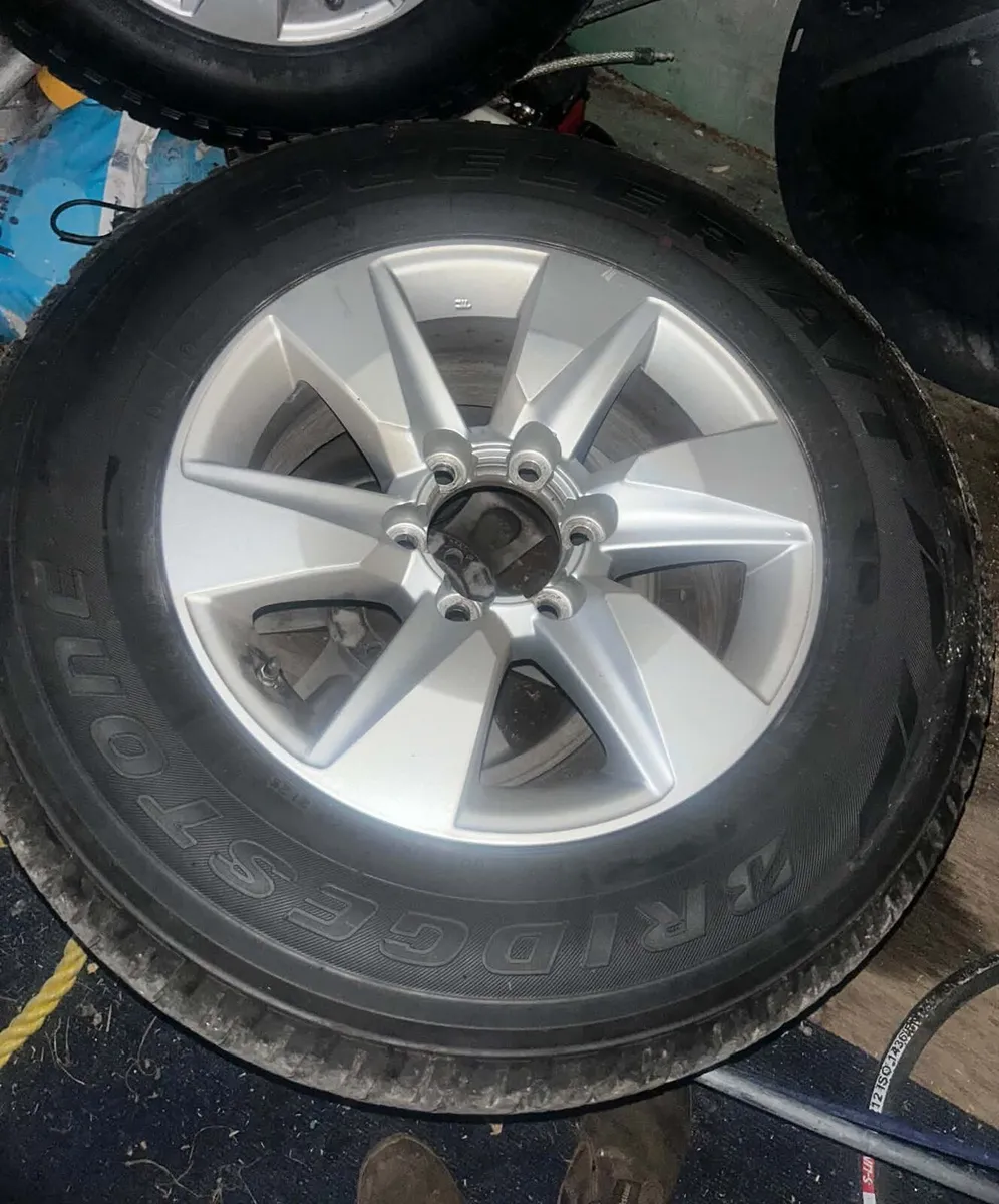 Brand new toyota landcruiser alloys and tyres - Image 1