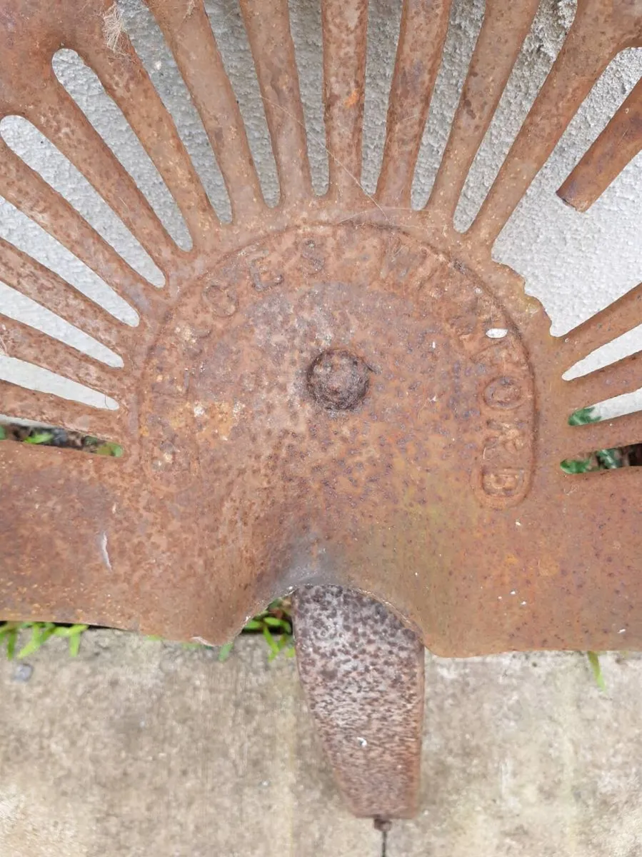 Mowing Machine Seat and Bracket - Image 2