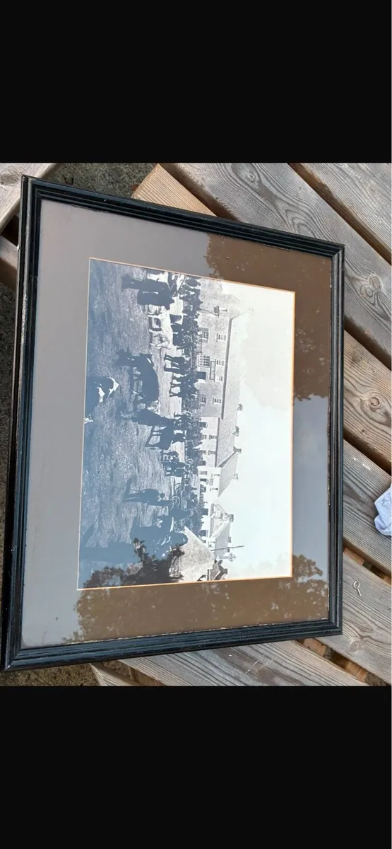 Photos - Image 1