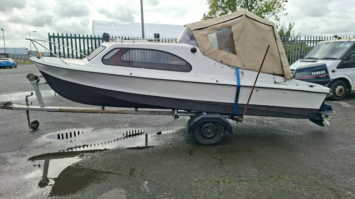 18ft freshwater fishing boat - Image 2