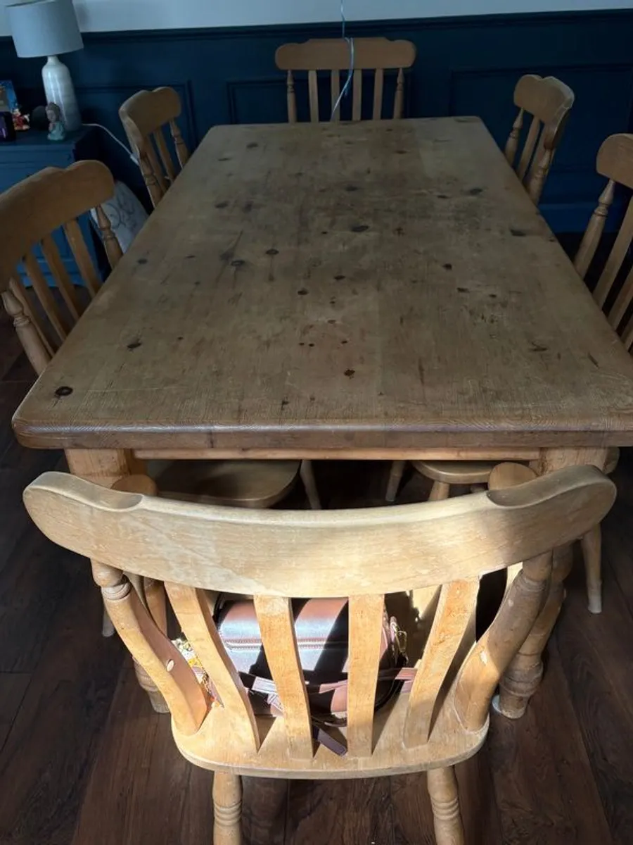 Farmhouse kitchen table and chairs - Image 1