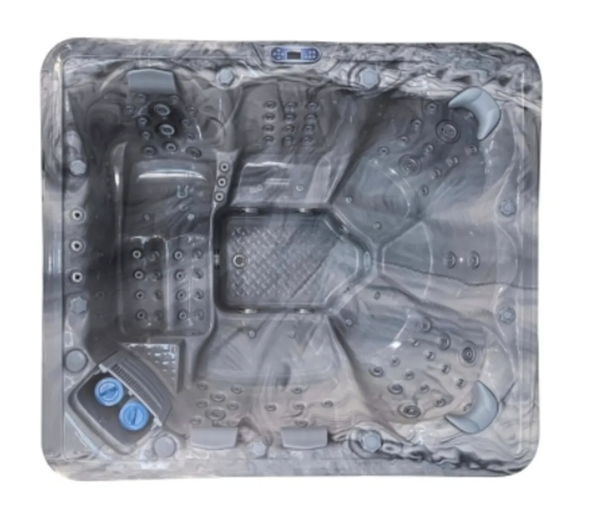 8 person hottub - Image 1