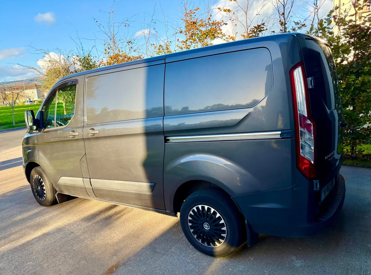 Ford Transit Custom 2018 - Image 3