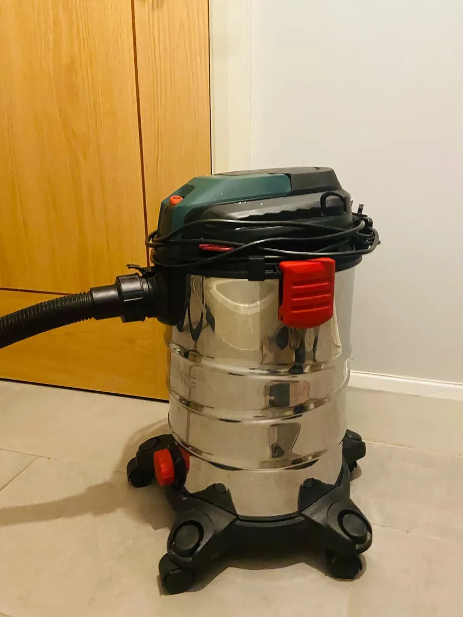 Parkside Vacuum Cleaner -1500W - Image 2