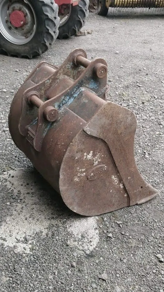 Jcb bucket - Image 4