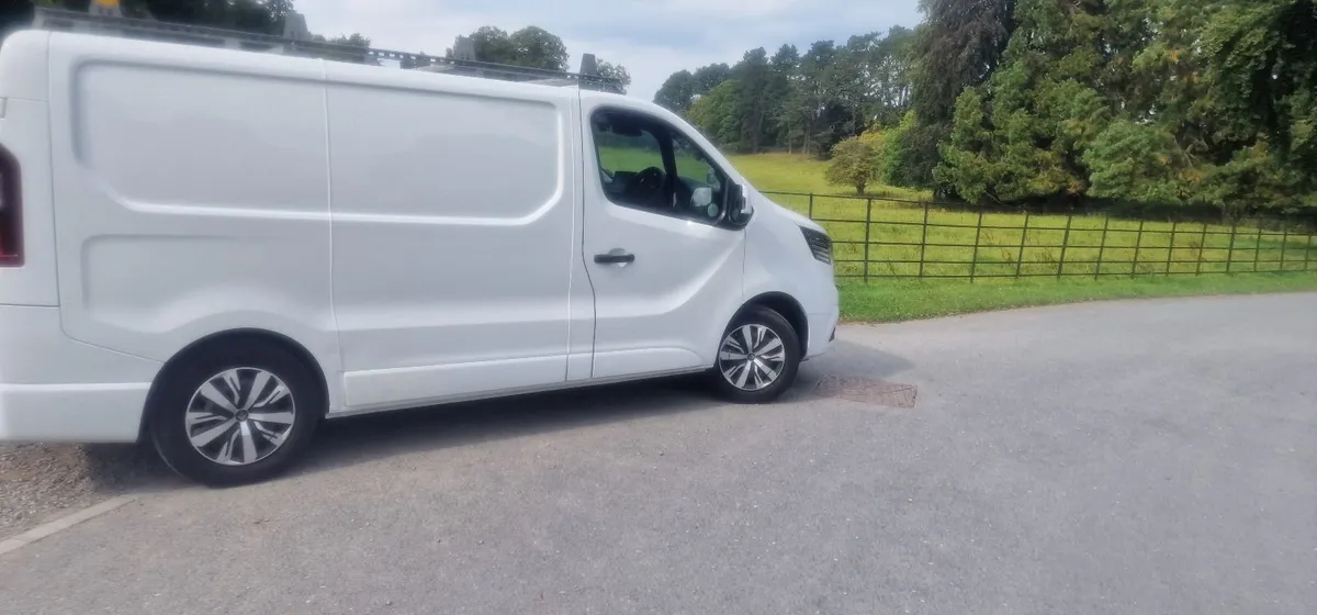 Renault Trafic 2023 - Image 3