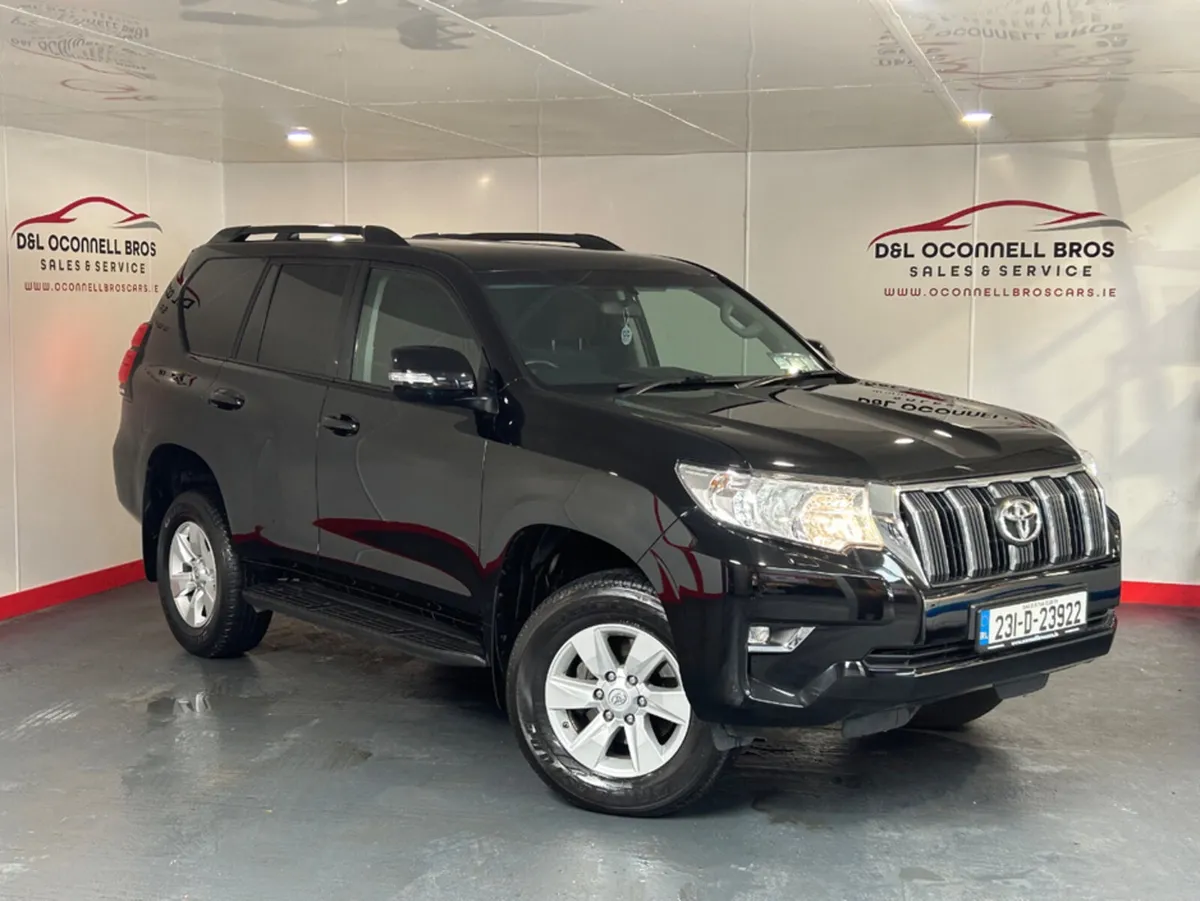 Toyota Land Cruiser LAND CRUISER LWB COMMERCIAL 4D - Image 1