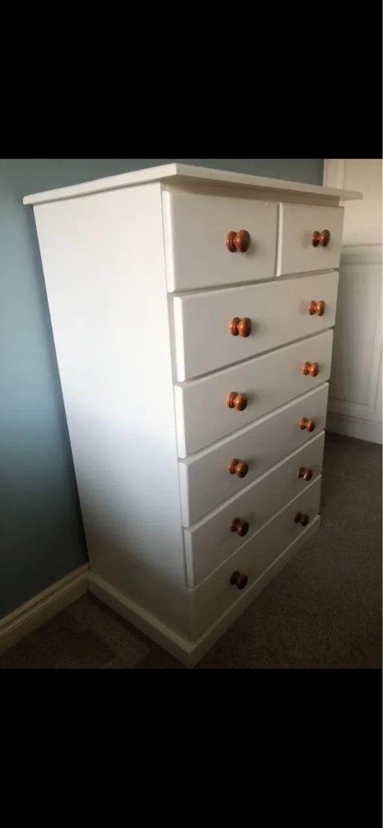 White chest of drawers - Image 3