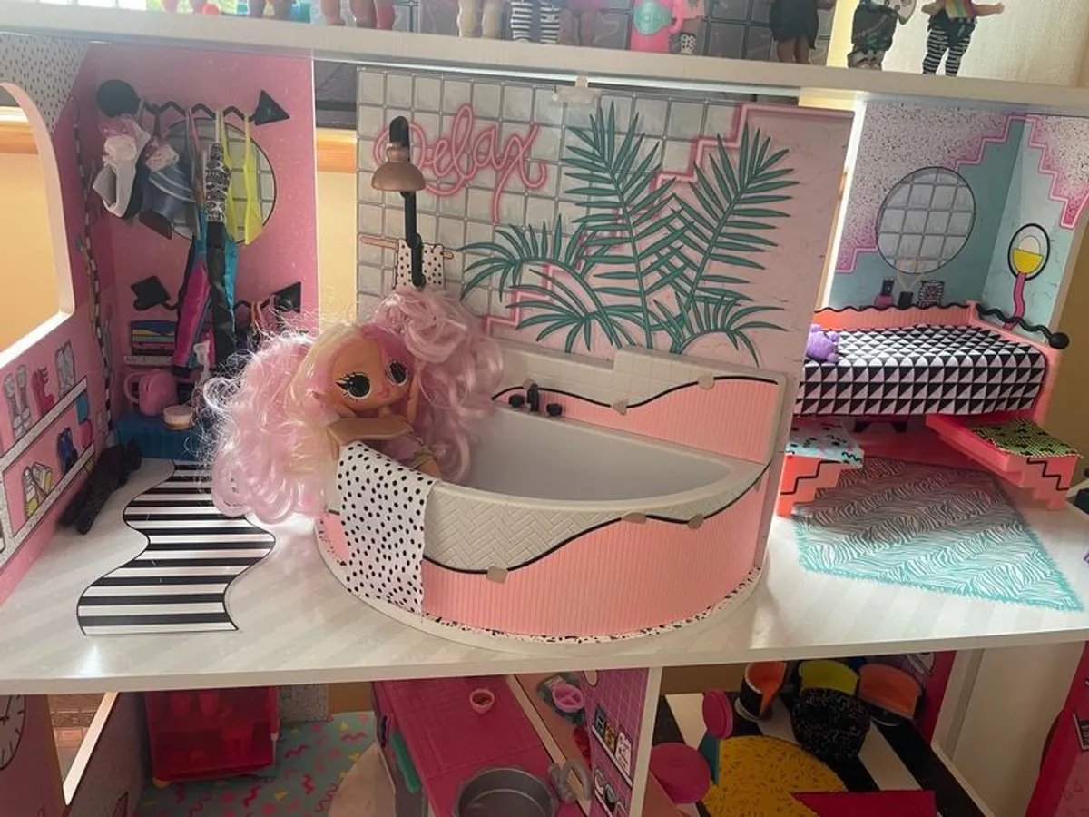 LOL Surprise Dolls House - Image 3
