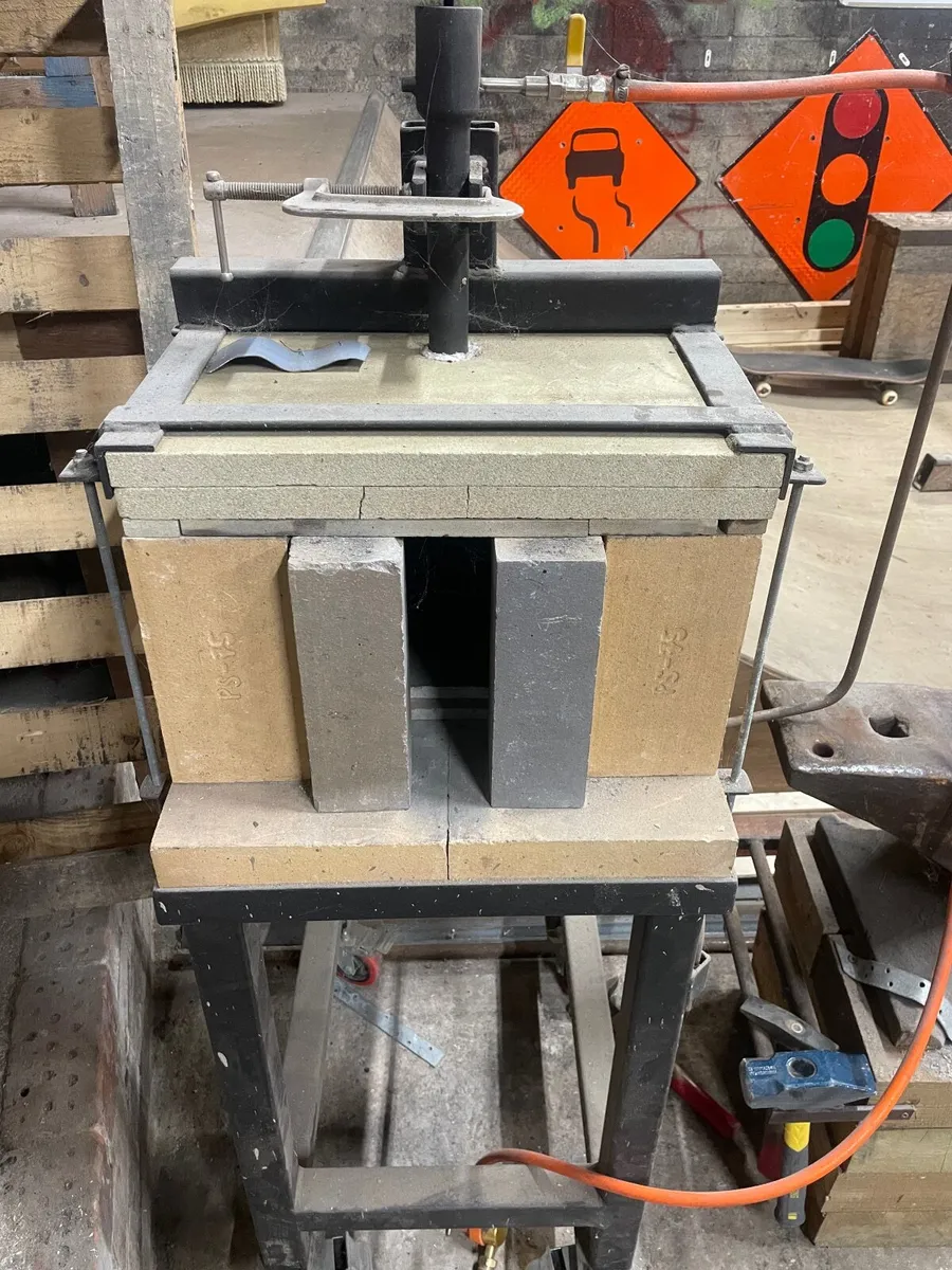 Anvil and forge for sale - Image 4