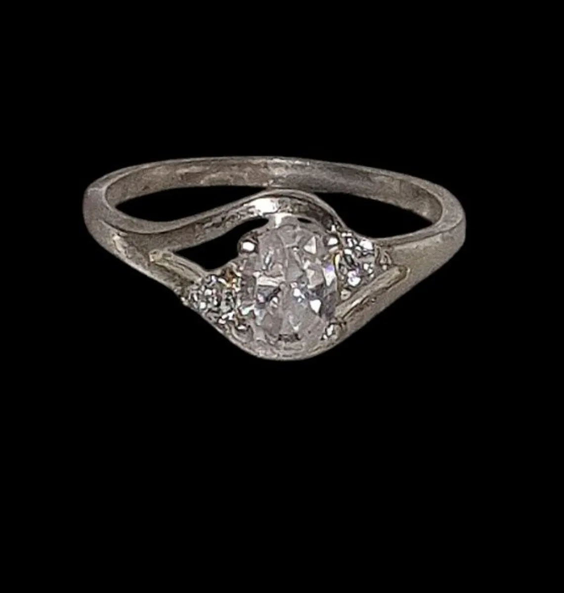 Vintage Hallmarked Silver Trilogy Ring - Image 3