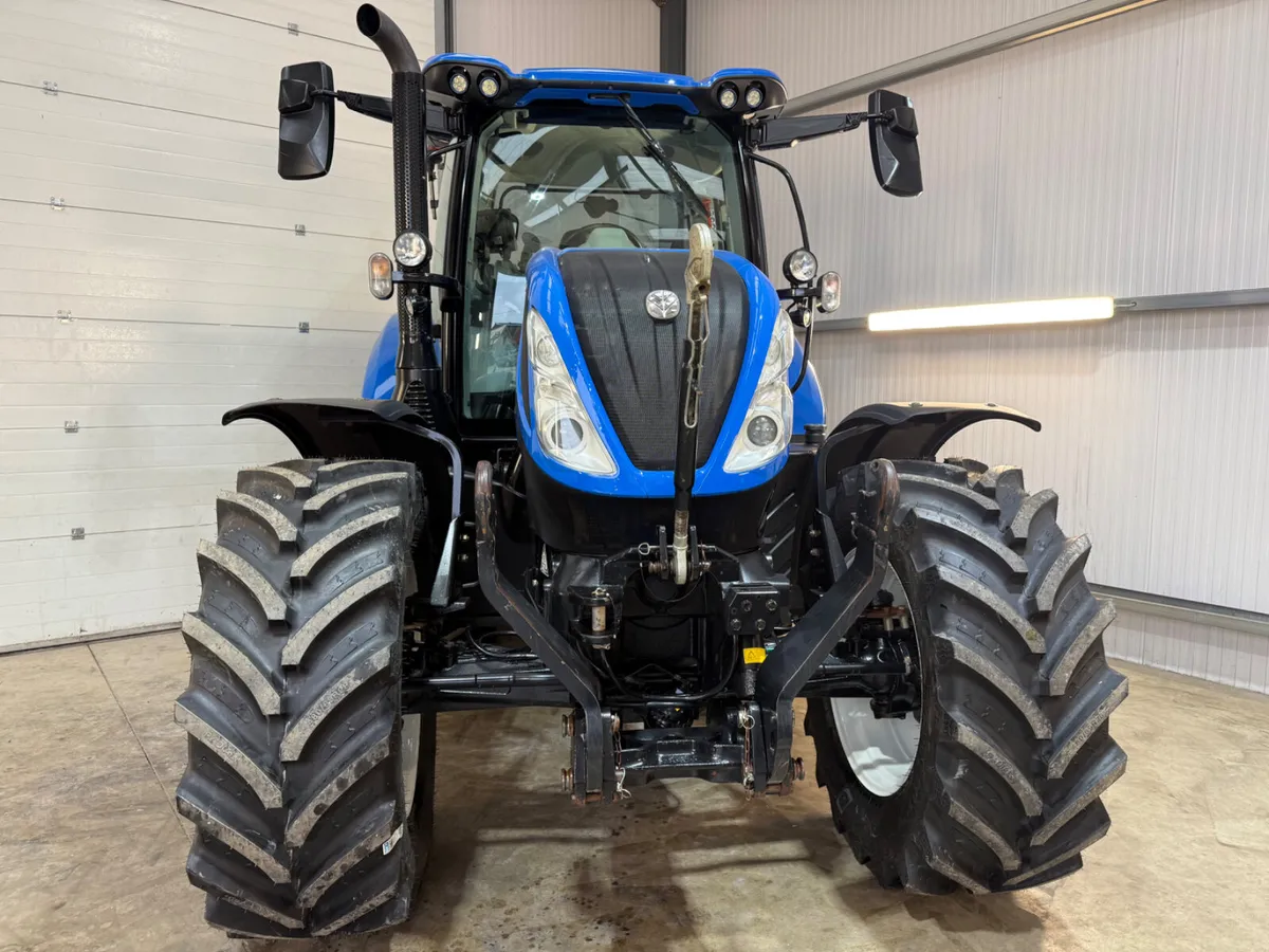 NewHolland T6.175 Dynamic Command **4000hrs** - Image 4