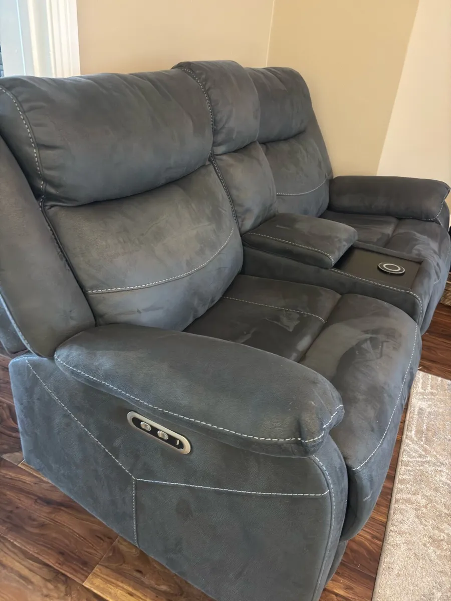 Electric recliner sofa - Image 4