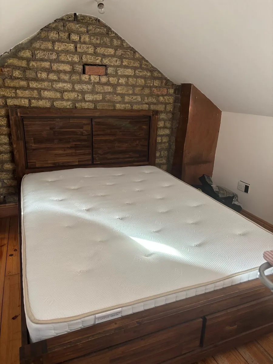 Double bed and Mattress - Image 2