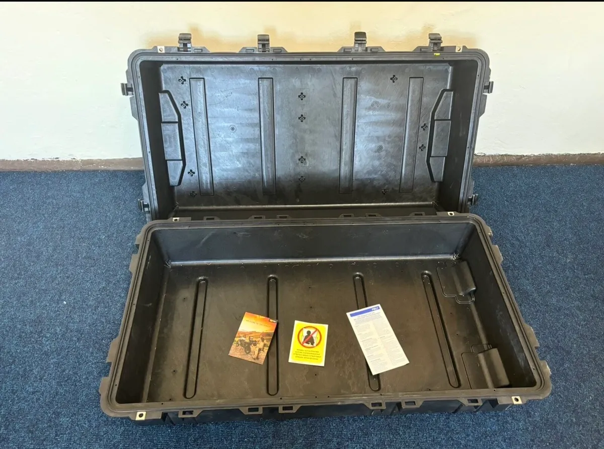 Peli 1780 heavy duty large transport case - Image 1