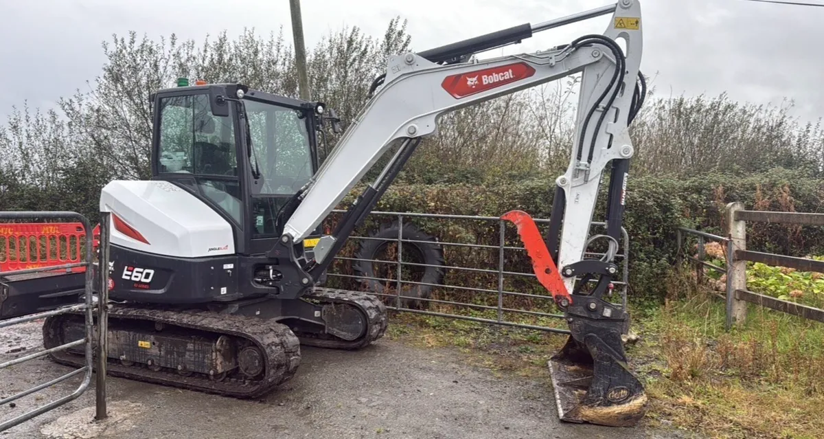 2025 bobcat E60 R series - Image 1