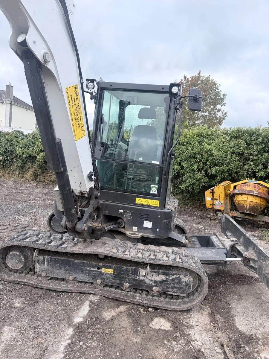 2025 bobcat E60 R series - Image 3