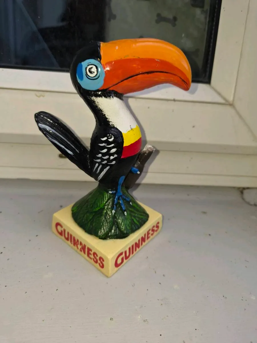 Guinness cast iron  toucan - Image 1