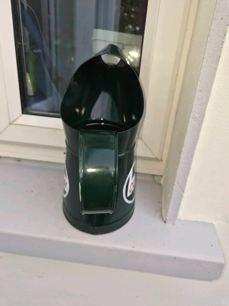 Castrol oil  jug - Image 3