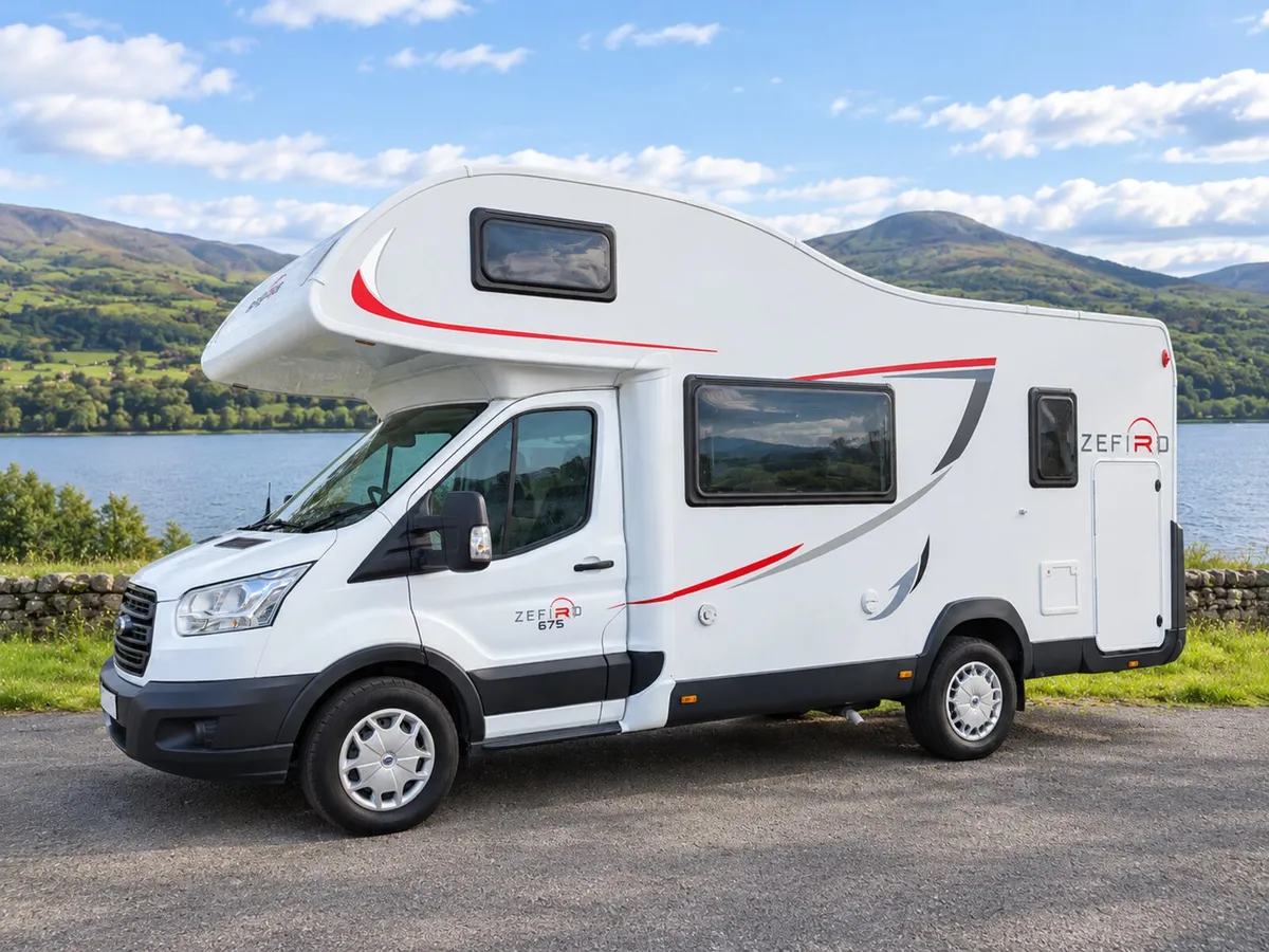 ⭐ 2016 ROLLER TEAM ZEFIRO 675 | 6 BERTH | GARAGE ⭐ - Image 1