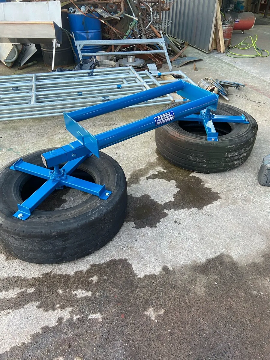 Silage pushers - Image 1