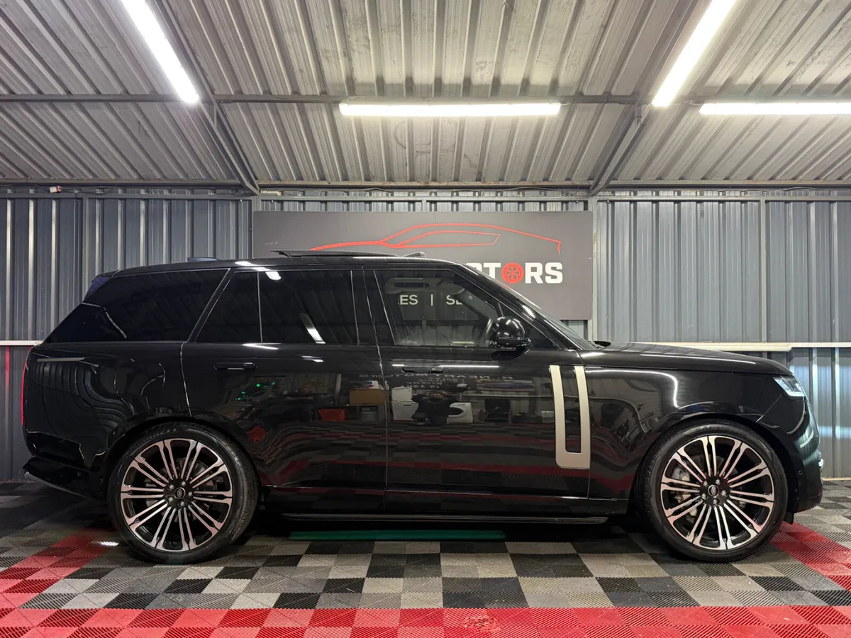 2022 222 Range Rover D350 HSE 5 Seat N1 - Image 4