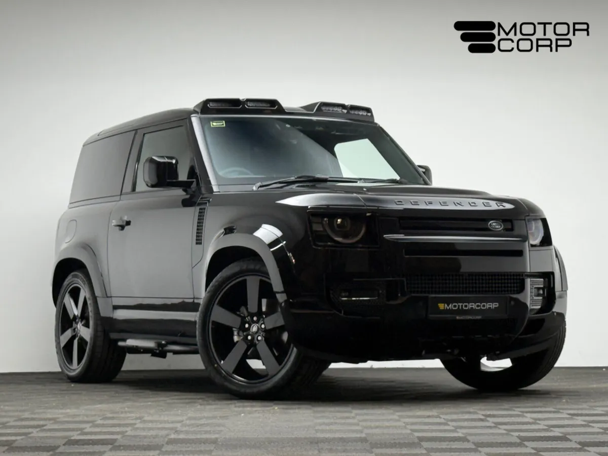 Land Rover Defender HARD TOP S - Image 1