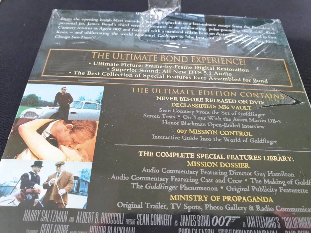 Goldfinger Ultimate Edition 2 Disc Set DVD 1964 - Image 4