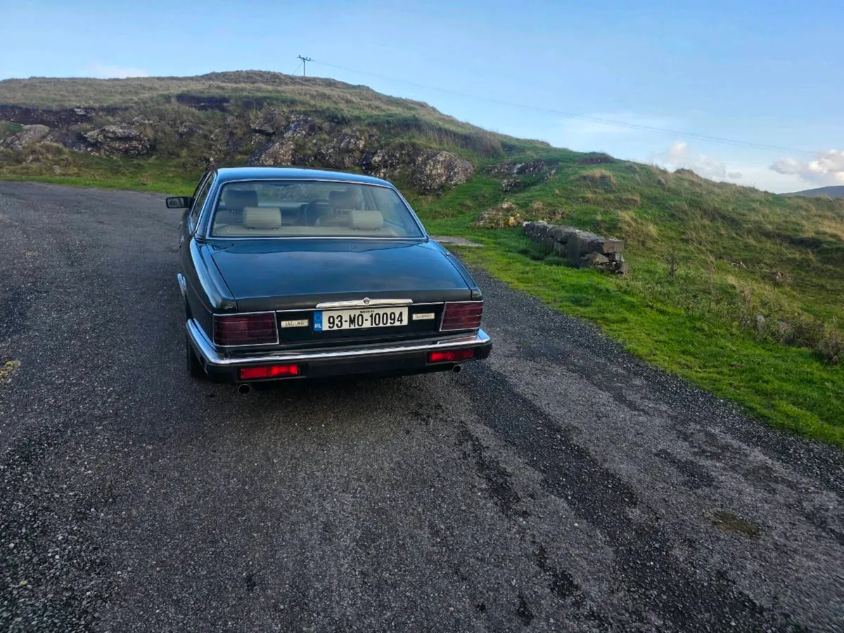 Jaguar xj40 - Image 3