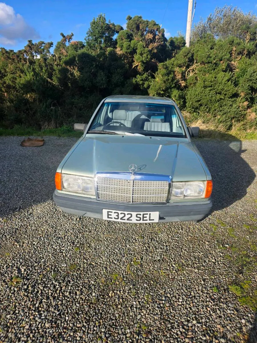 1987 Mercedes-Benz 190e - Image 2