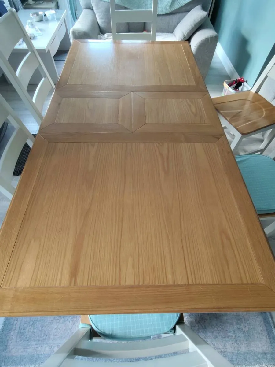 Extending Dining table and chairs - Image 2