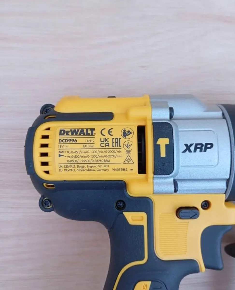 DeWalt Combi Drill & Impact Driver (New) - Image 4