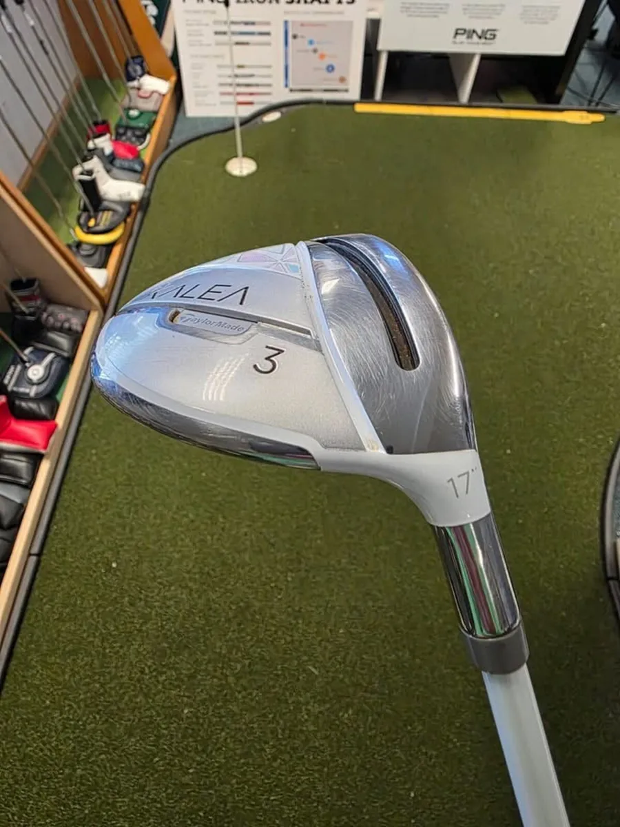 Ladies Taylormade Kalea 3 Wood - Image 2