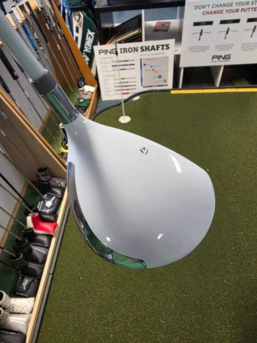 Ladies Taylormade Kalea 3 Wood - Image 3